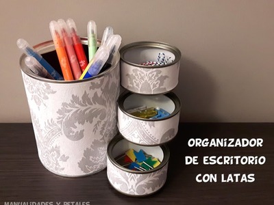 Organizador de escritorio con latas