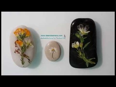 Como decorar piedras con flores secas