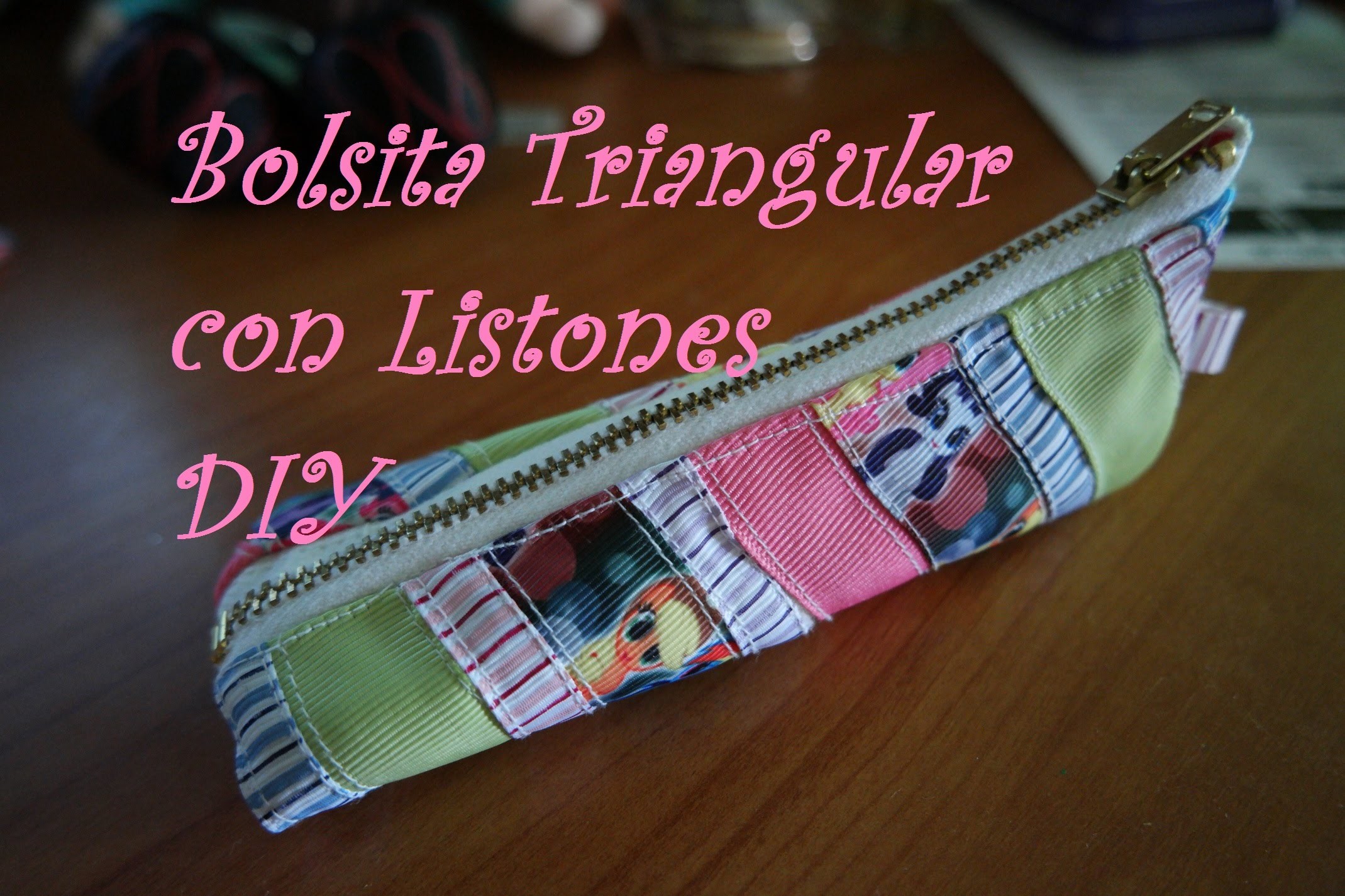 Cómo Hacer Una Bolsa Triangular de Listones de My Little Pony