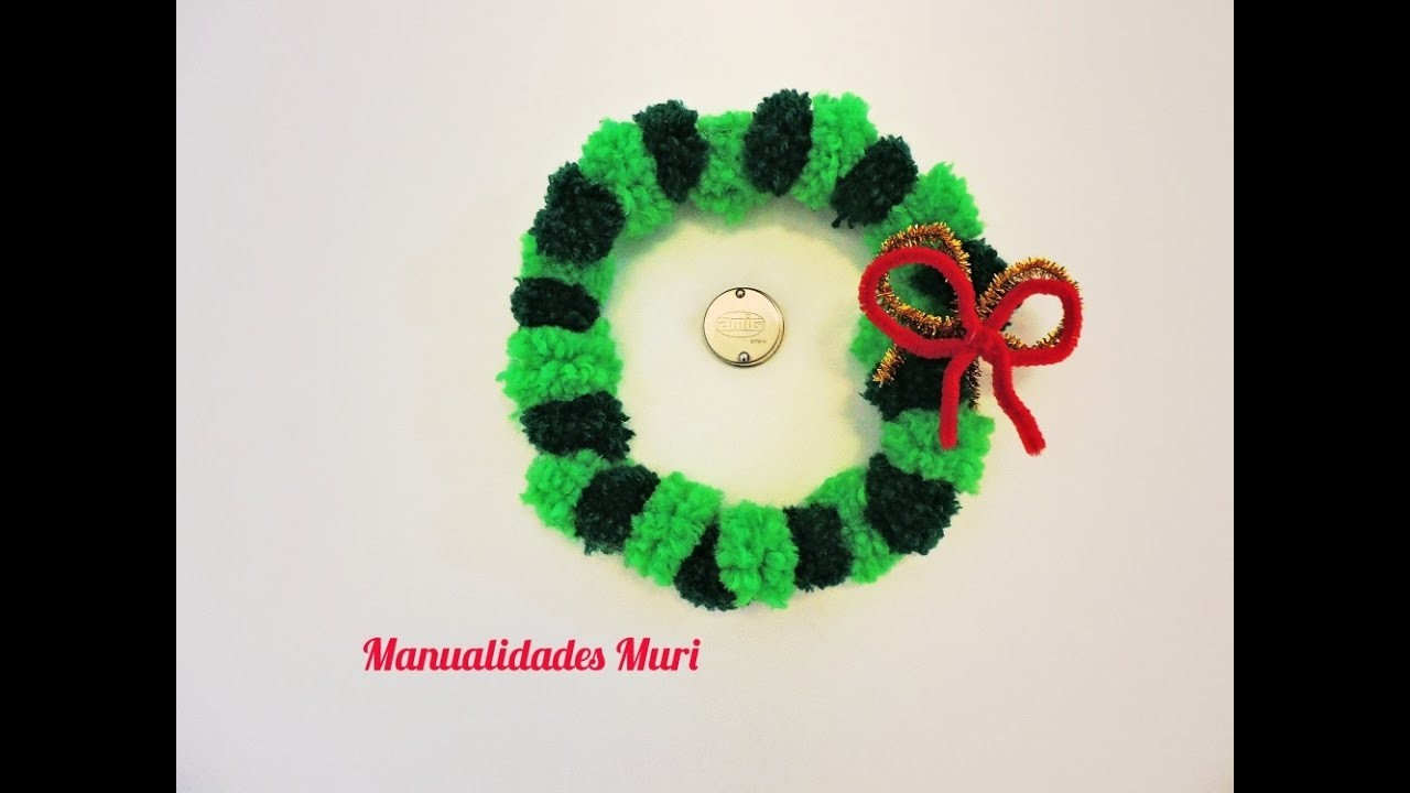 Manualidades Muri, Corona de Navidad con mini pompones