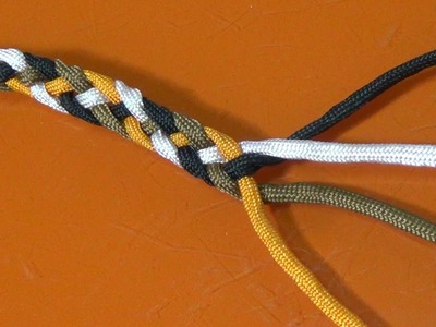 Trenzado plano con tres y cuatro cuerdas