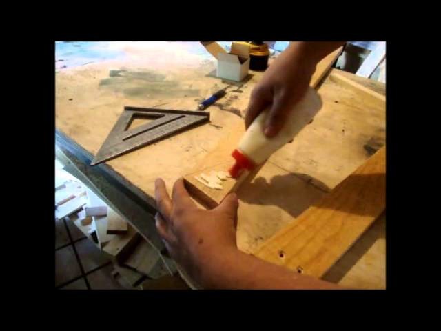 Como hacer un burro de madera muy sencillo  DIY SAWHORSE