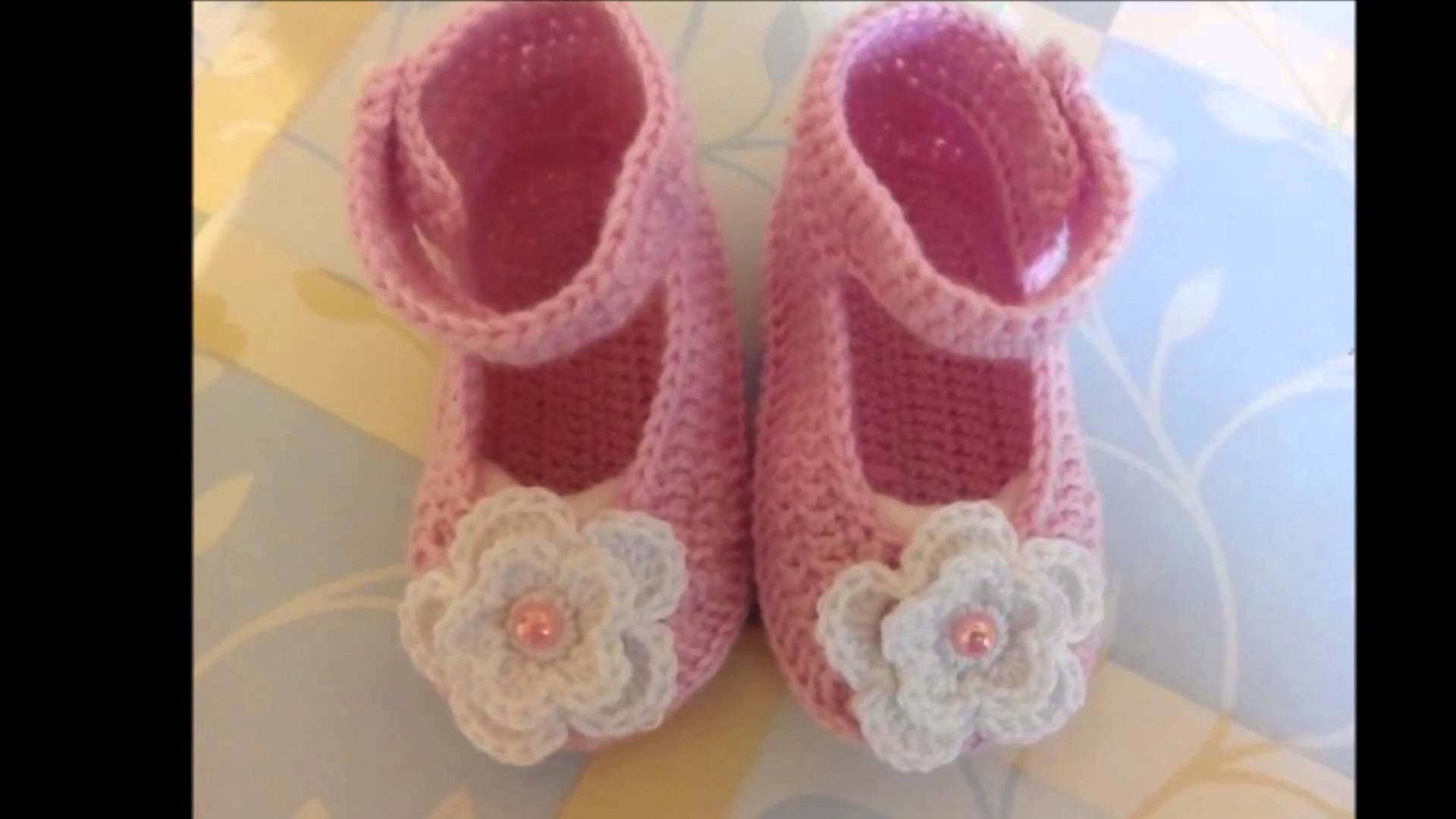 Zapatitos para bebe tejidos a crochet