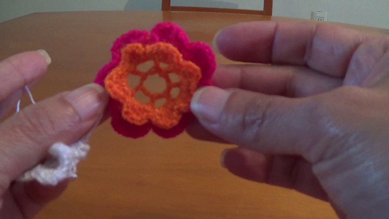 Flor para saco con flores No.4 crochet o ganchillo