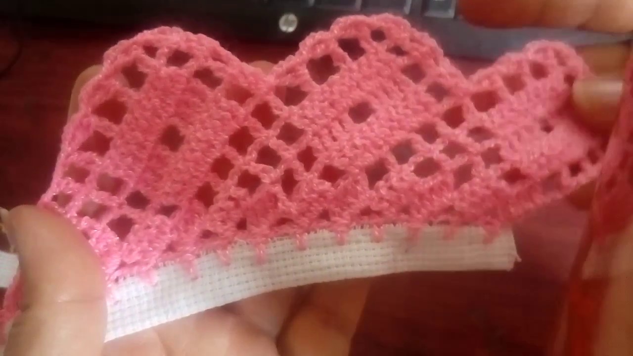 PUNTILLA  CON CUADRITOS