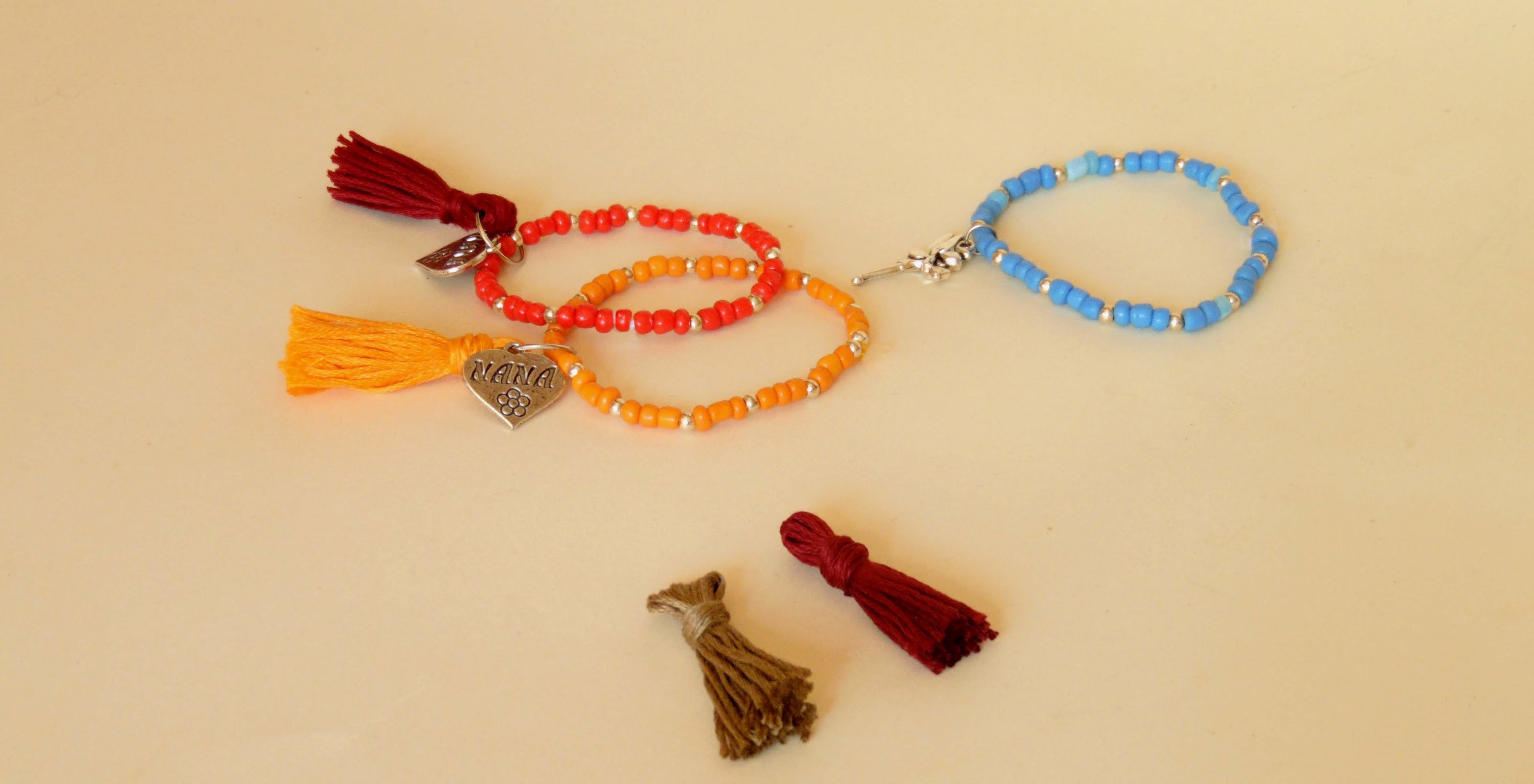 CÓMO HACER BORLAS DE HILO