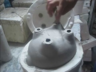 Como se fabrican uchas alcancias de marranos,cerdos,puercos o chanchos en ceramica