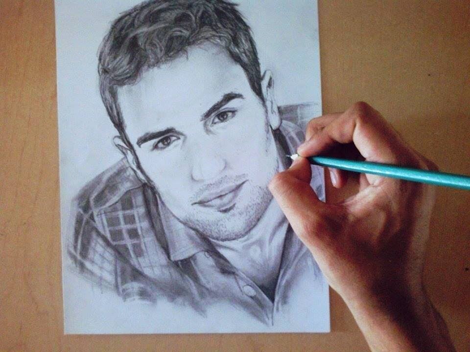 Dibujo de Theo James (Retrato a lápiz) How to draw Four Divergent. -Adonis Cuevas