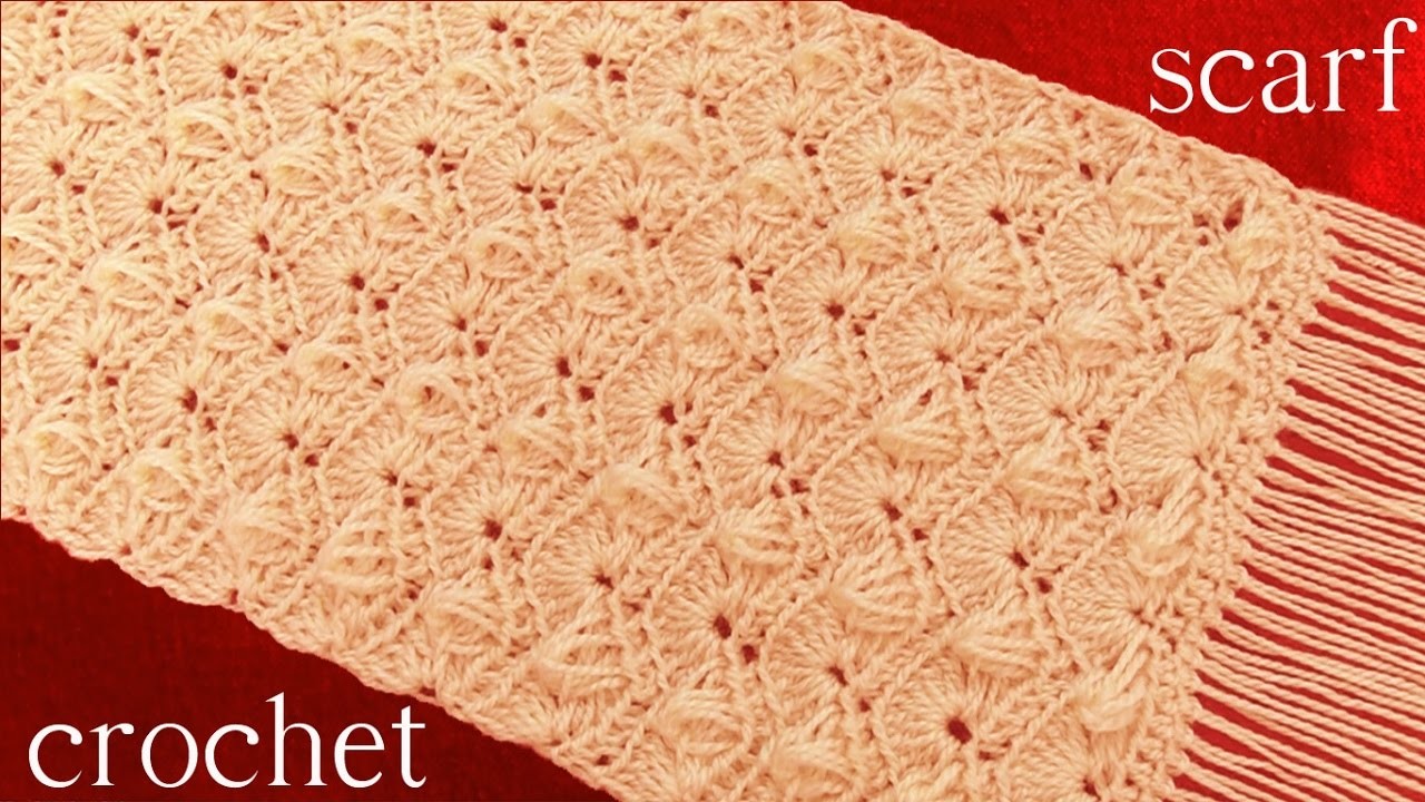 Bufanda o chalina tejida en punto abanicos entrecruzados a Crochet o Ganchillo