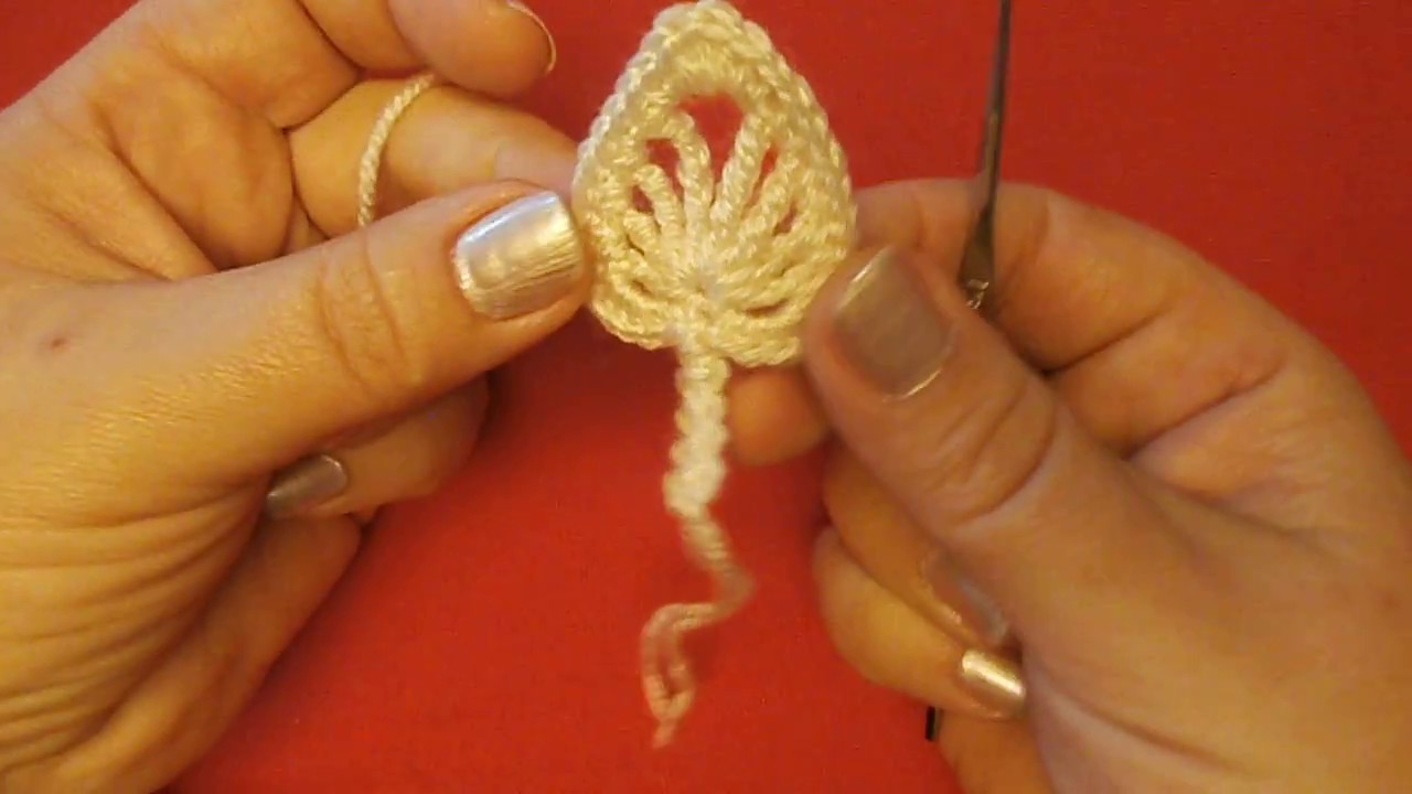 VIDEO 7 Hoja a crochet