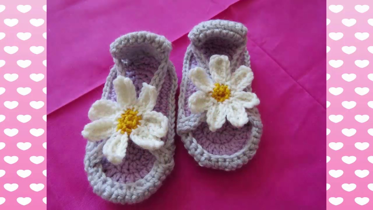 Sandalias tejidas a crochet para bebe