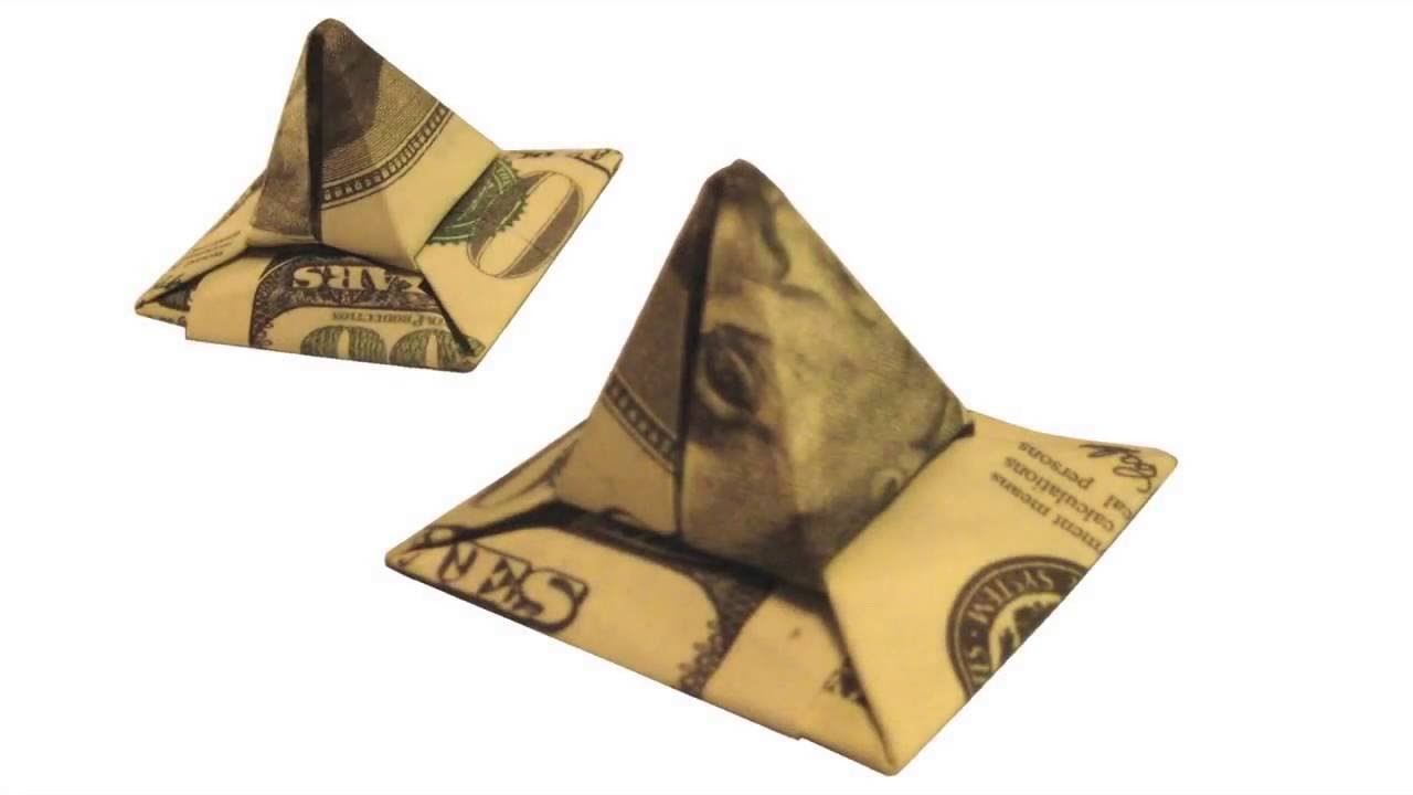 Origami de dinero. Pirámide