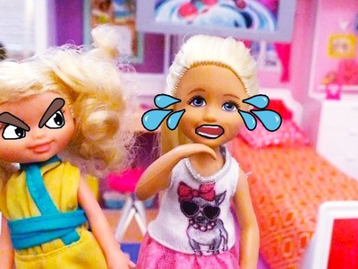 Juguetes de Barbie y Casa de muñecas que habla Hello Dreamhouse - Una niña tiene envidia de Chelsea