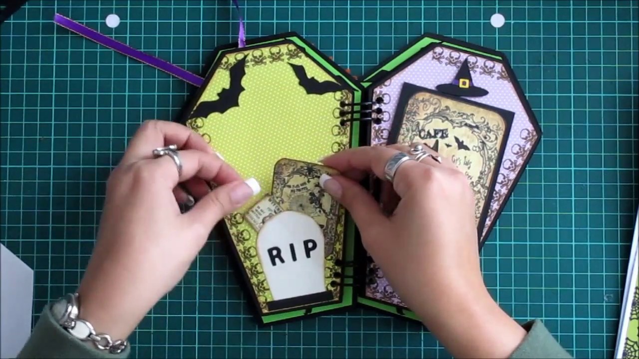 Scrapbooking en Español Episodio 63  Tutorial Mini Album forma Ataúd para Halloween Parte 1