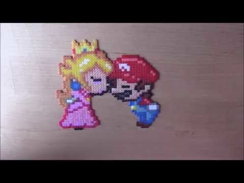 Mario y Peach Kissing Couple hama mini hd