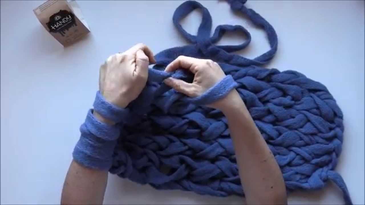 Aprende a tejer con las manos (Infinity Scarf) ¡en menos de 5 minutos!