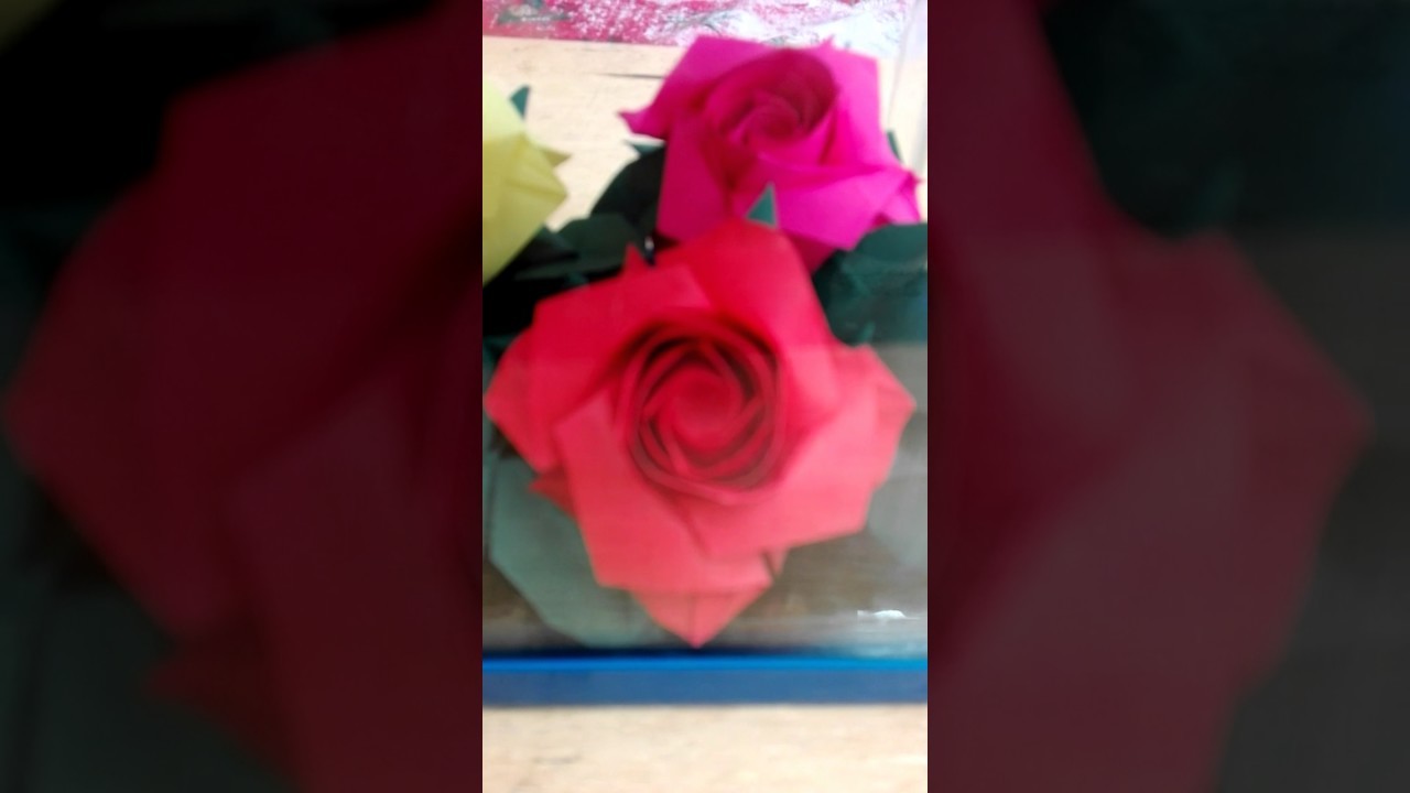 COLECCIÓN DE ROSAS ORIGAMI