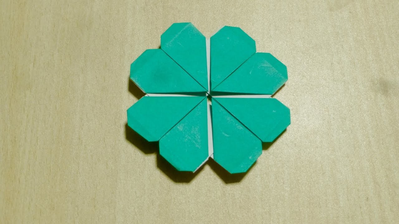 【Bricolaje】 Cuatro hojas de trébol. Origami. El arte de doblar el papel.
