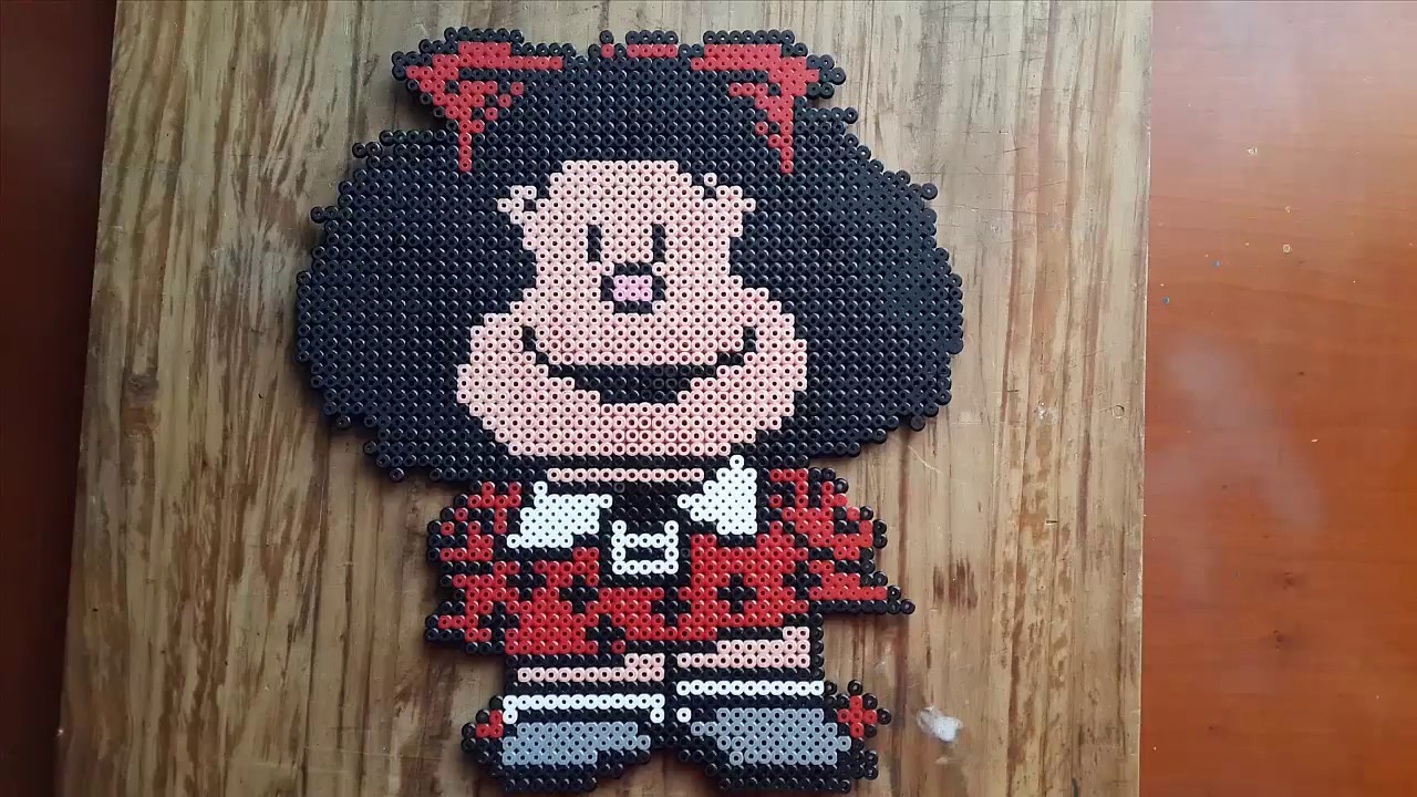 Hama Beads | Perler Beads| Pyssla - Mafalda