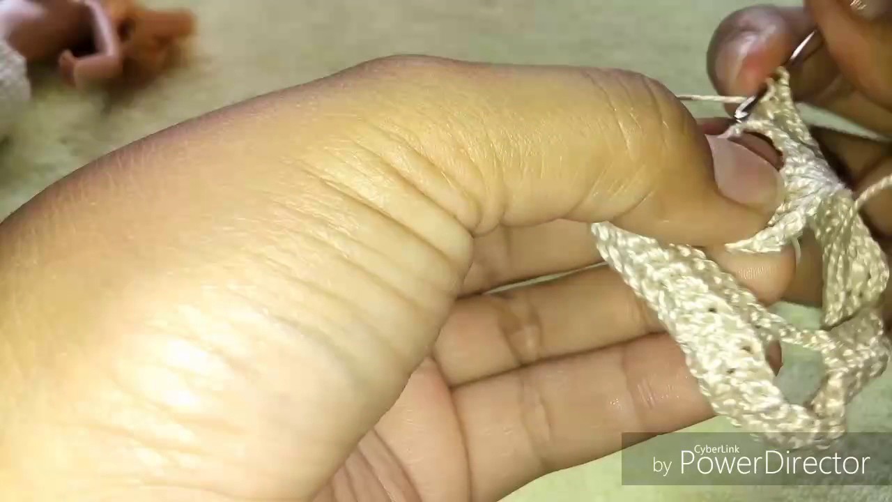 Blusa.Crop top para Barbie a Crochet ☺