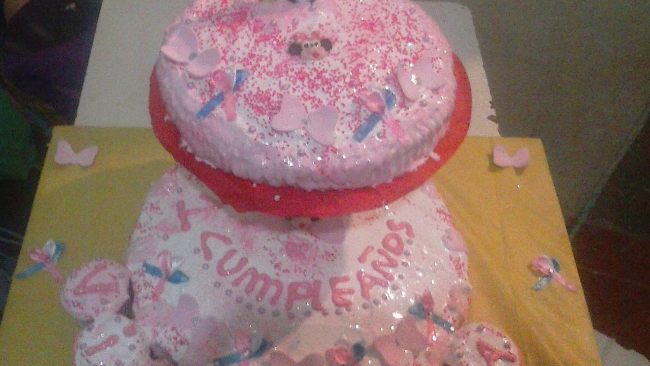 Manualidades y tortas sahakira