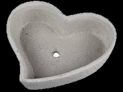 Como hacer macetas de cemento en forma de corazón pequeño