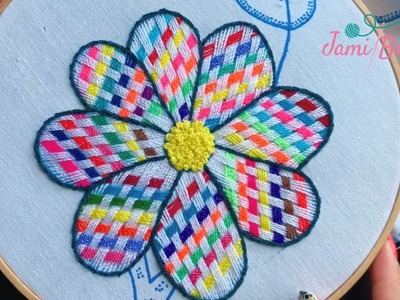 68. Bordado Fantasía Flor 16. Hand Embroidery Flower with Fantasy Stitch
