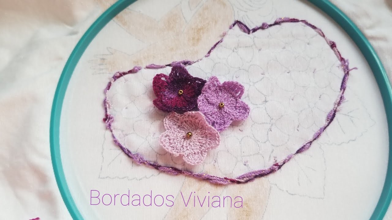 2ª Opción para Bordar Niña HORTENSIA (flores tejidas a crochet)