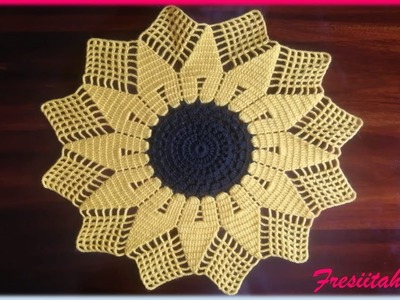 Tapete con forma de girasol tejido a crochet (diámetro aproximado 50 cm - 20 hileras)