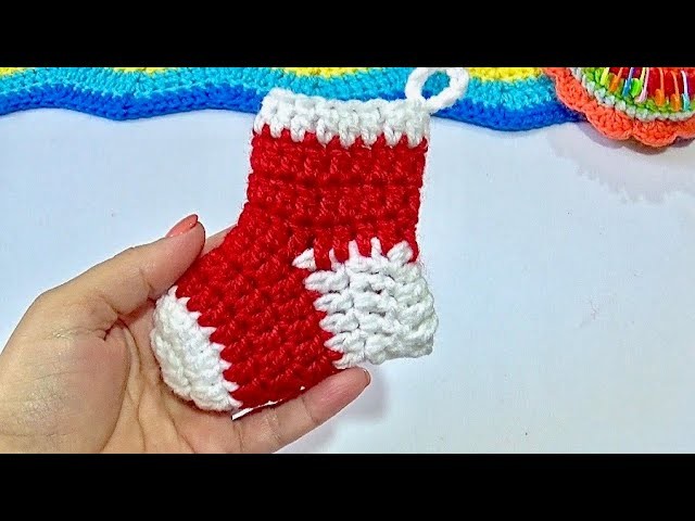 Mini Bota Navideña Tejida a crochet  paso a paso