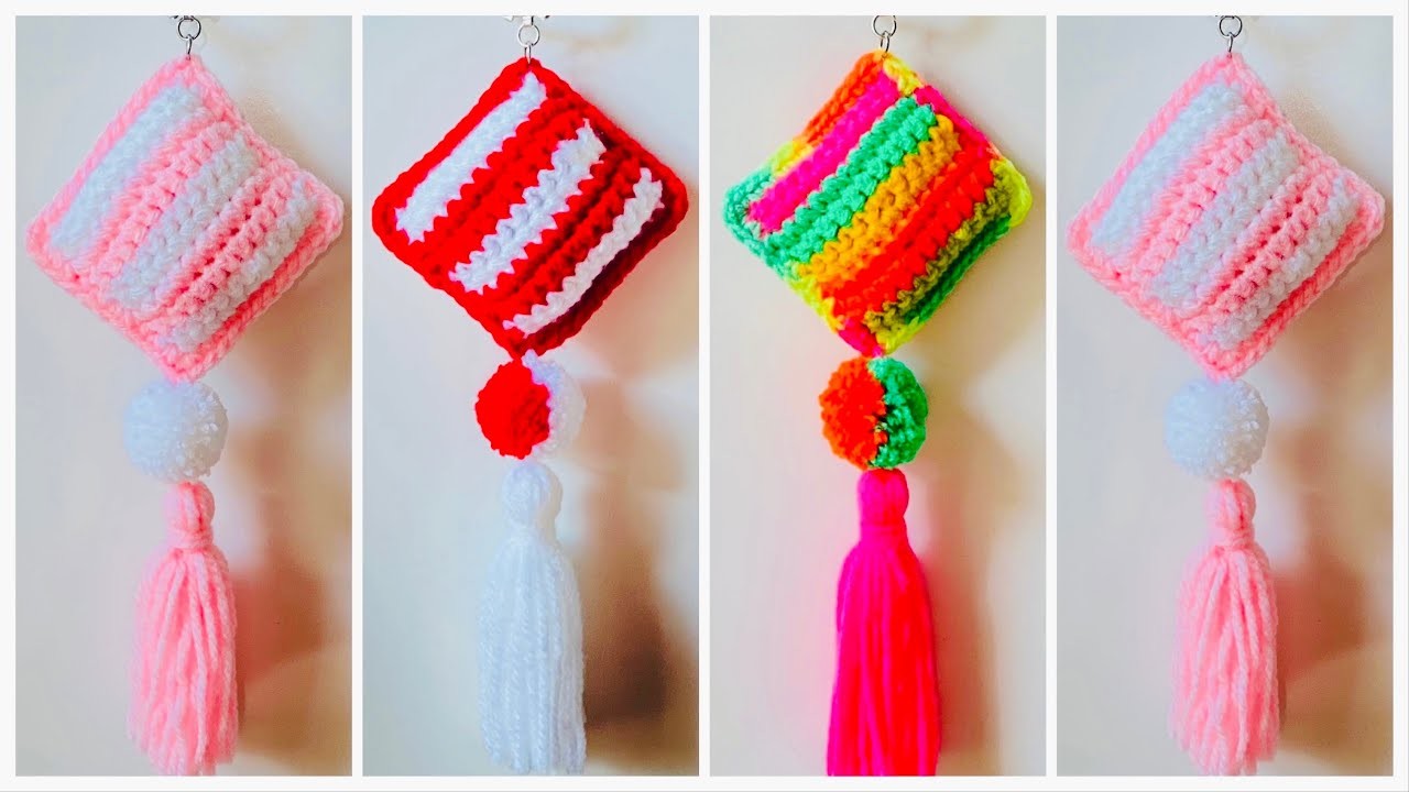 Como hacer un llavero tejido a crochet o ganchillo.llavero tejido a crochet fácil y rápido.