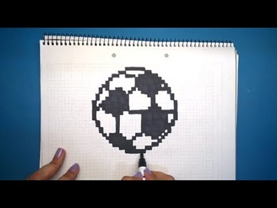 Pixel Art hecho a mano Pelota de Futbol. Handmade Pixel Art Soccer Ball