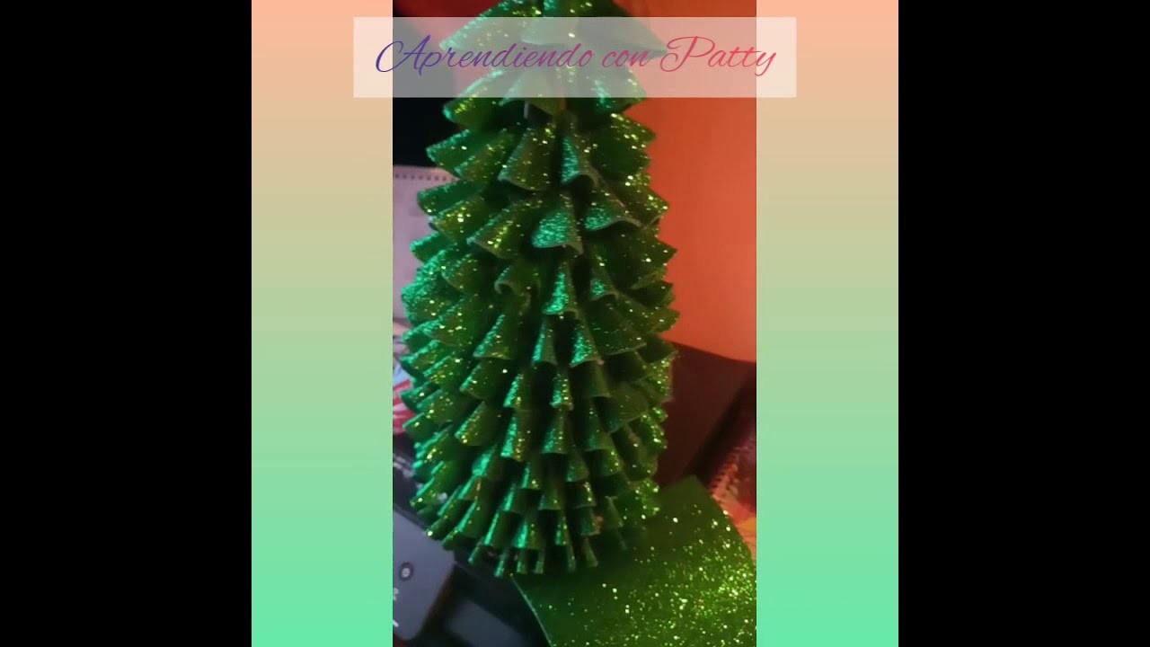 El Grinch en árbol navideño