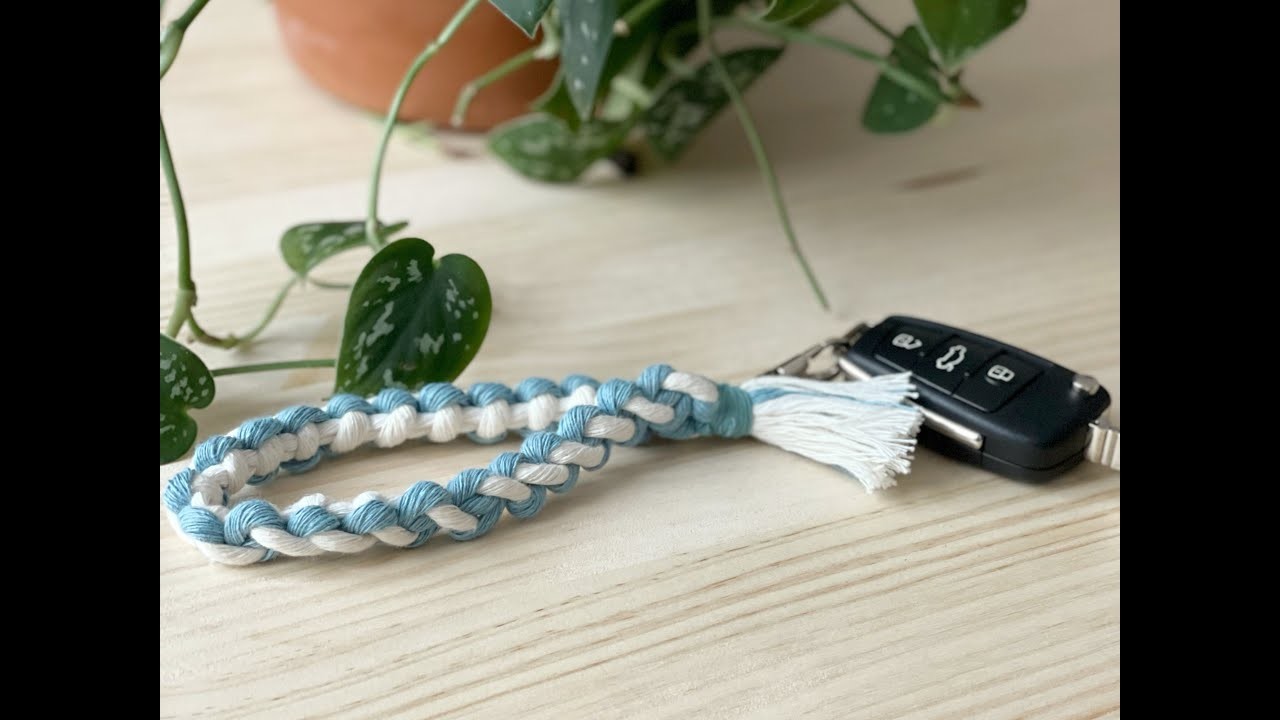 Llavero de macramé