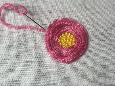 4 patrones de flores fáciles de bordar para principiantes