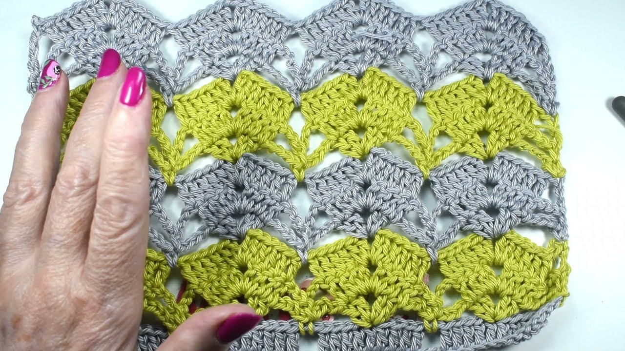 Como hacer una bonita puntada a crochet para faldas y vestidos