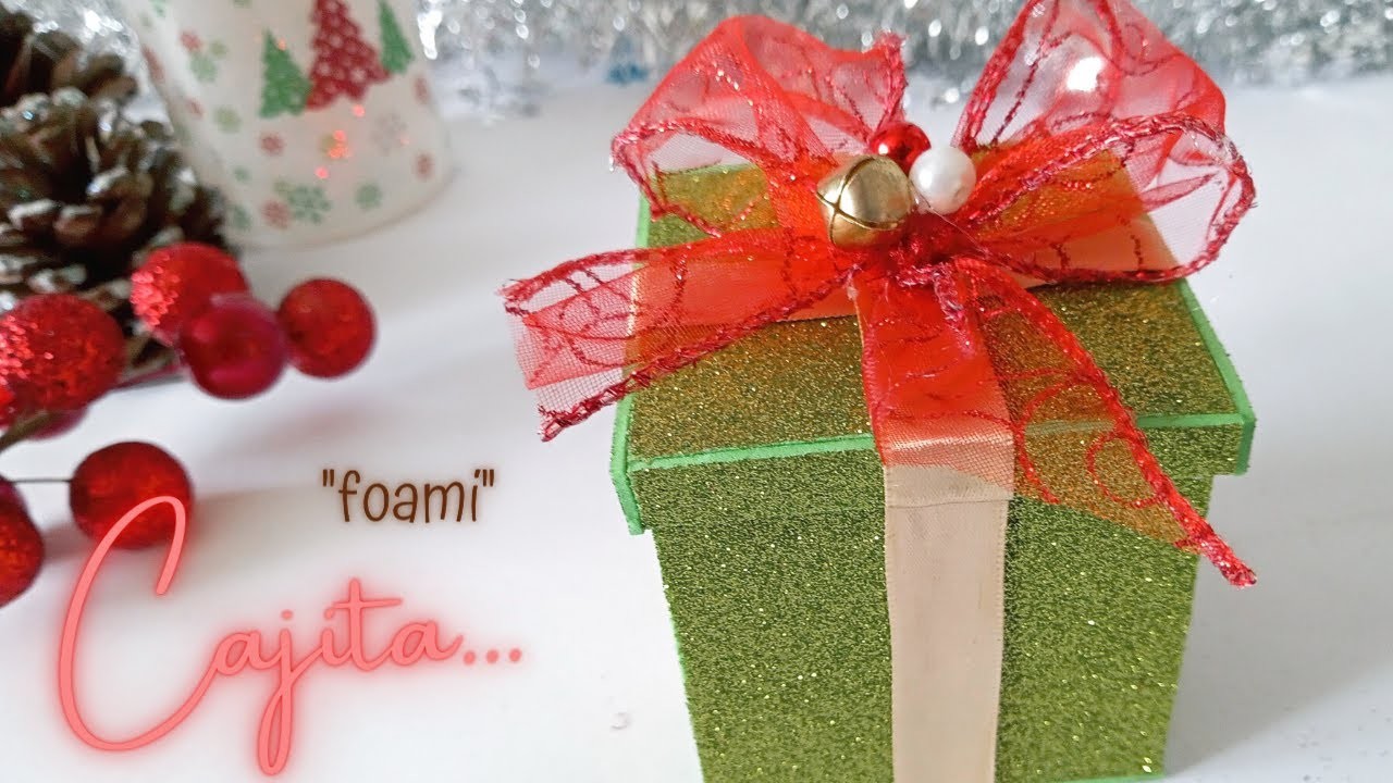????Cómo hacer Cajitas para dulces en foami fáciles de hacer sin moldes. ideas navideñas 2022