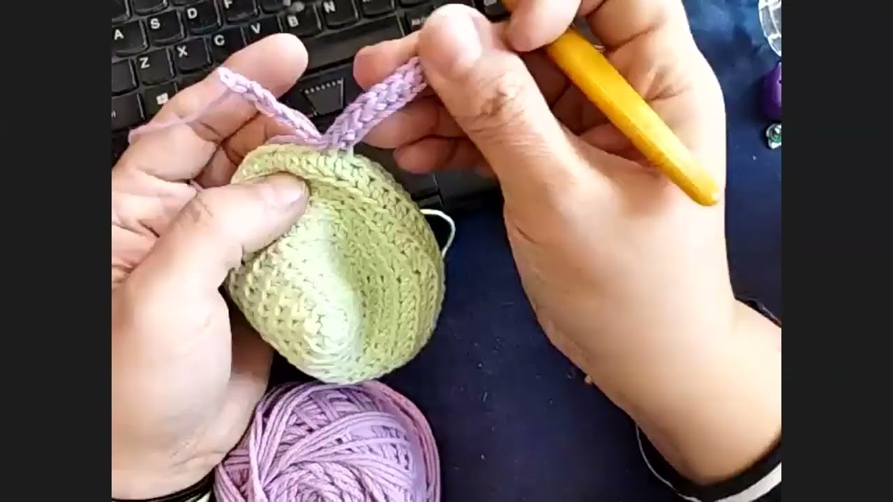 Inicio de peluca muñeca Unicornio