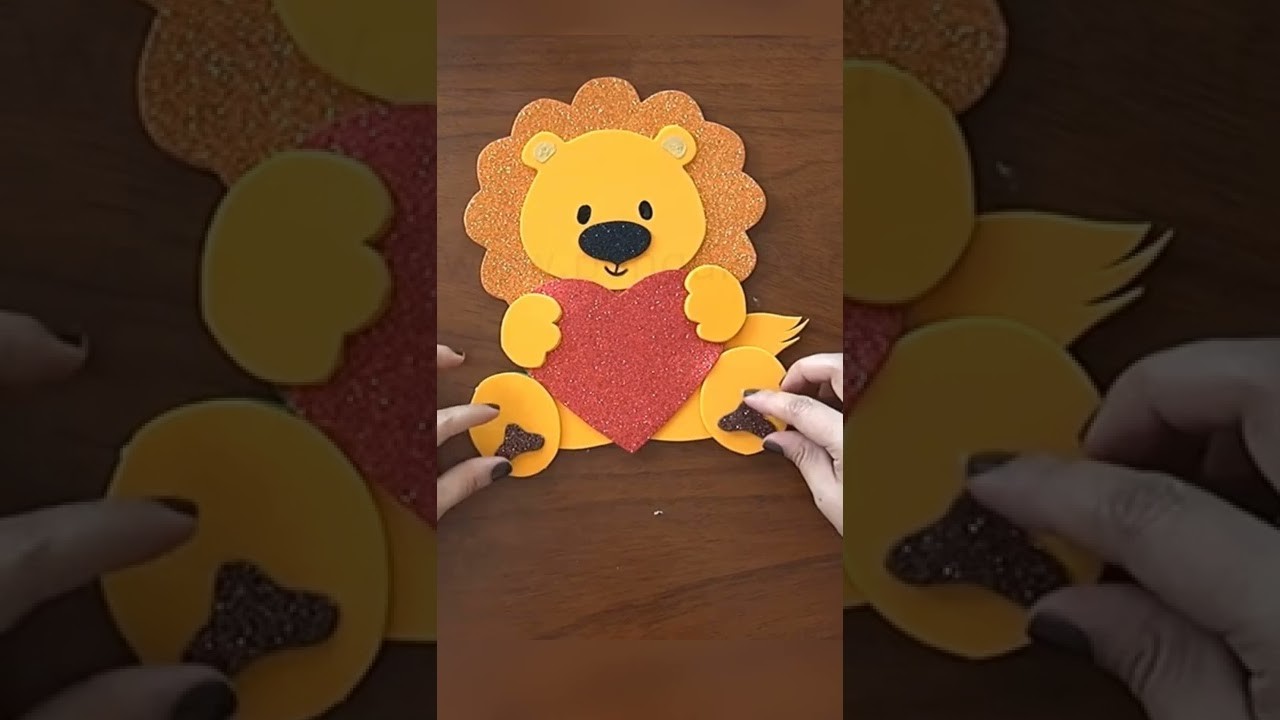 León decorativo de foami con corazón regalos adornos como hacer Manualidades para regalar tutorial