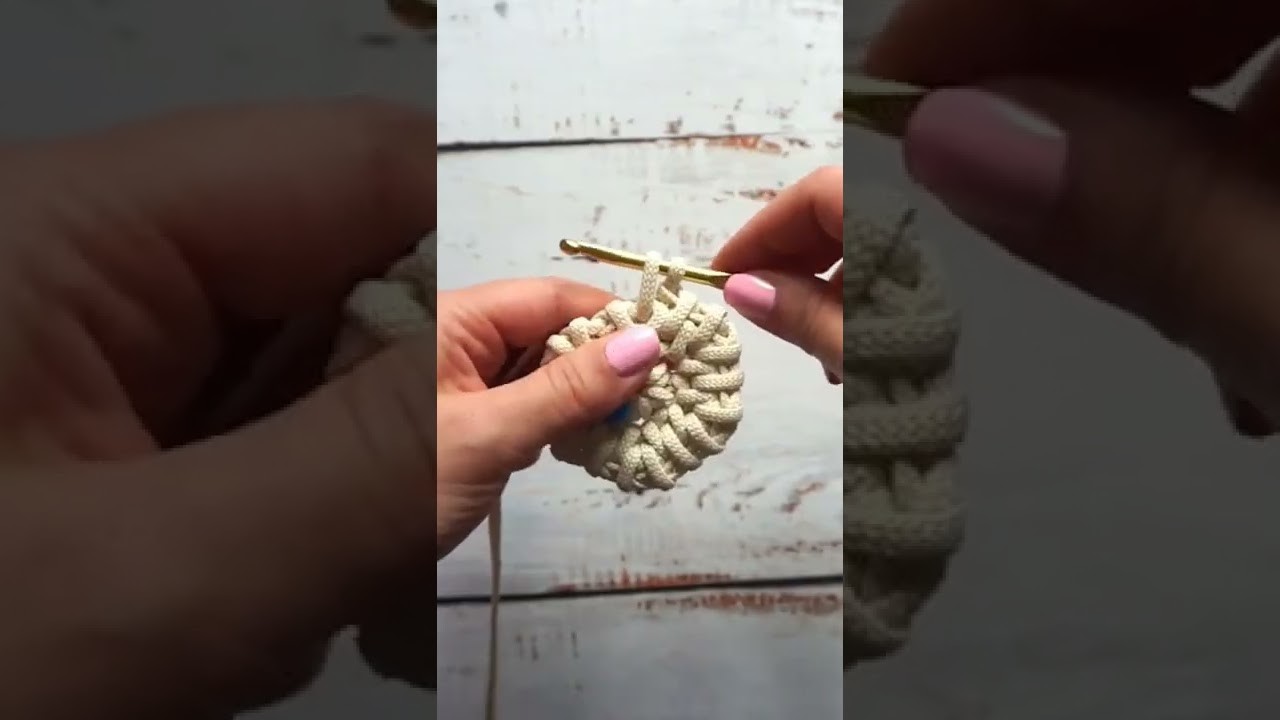 Te dejo esta idea para que crees una hermosa alfombra #crochetgirlgang #crochets #crochetblanket