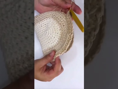 Tejiendo tu propio estilo luciendo una bolsa única a crochet!!!