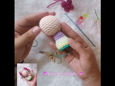 Como hacer muñequitas tejidas amigurumi crochet en llavero~llaveros tejidos