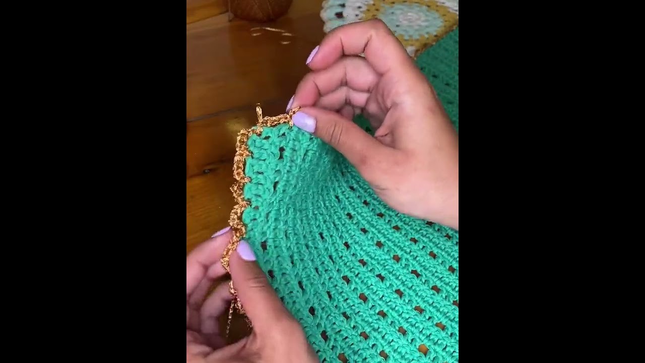 Camino de mesa navideño a crochet ????