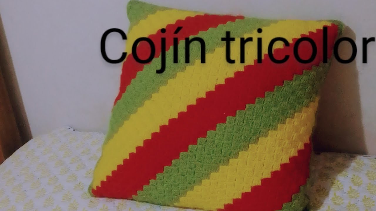 Linda funda de cojín  tricolor ????????????