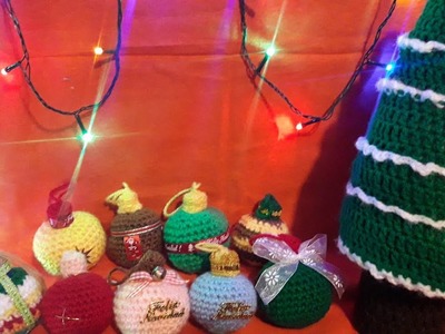 Esferas llenitas de amor para decorar nuestros arbolitos esta navidad. Hechas a crochet.