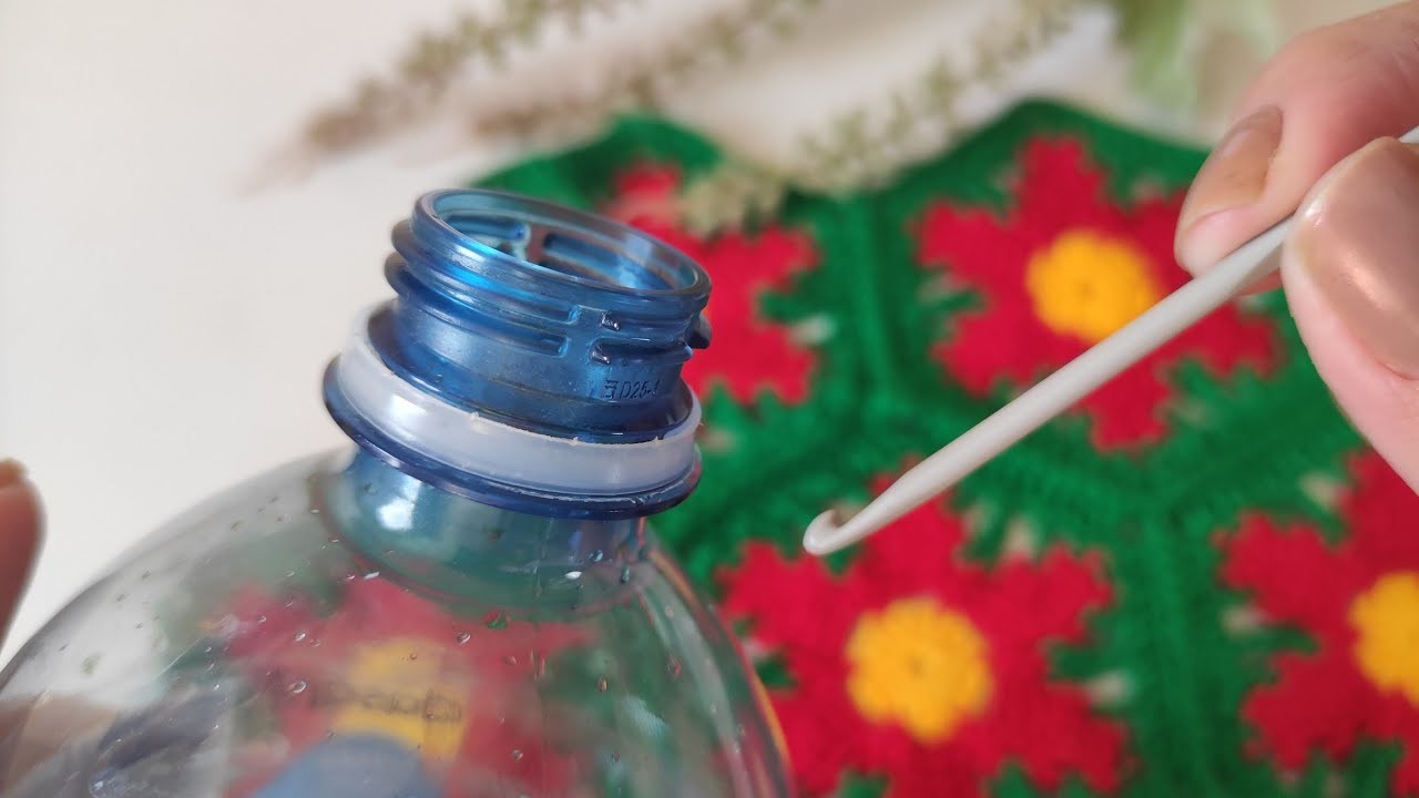 Aún hay tiempo, busca el hilo y empieza a tejer este hermoso adorno navideño ????⛄ paso a paso. DIY