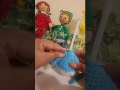 Brazos y cabeza de las esfueras duendecitas de navidad