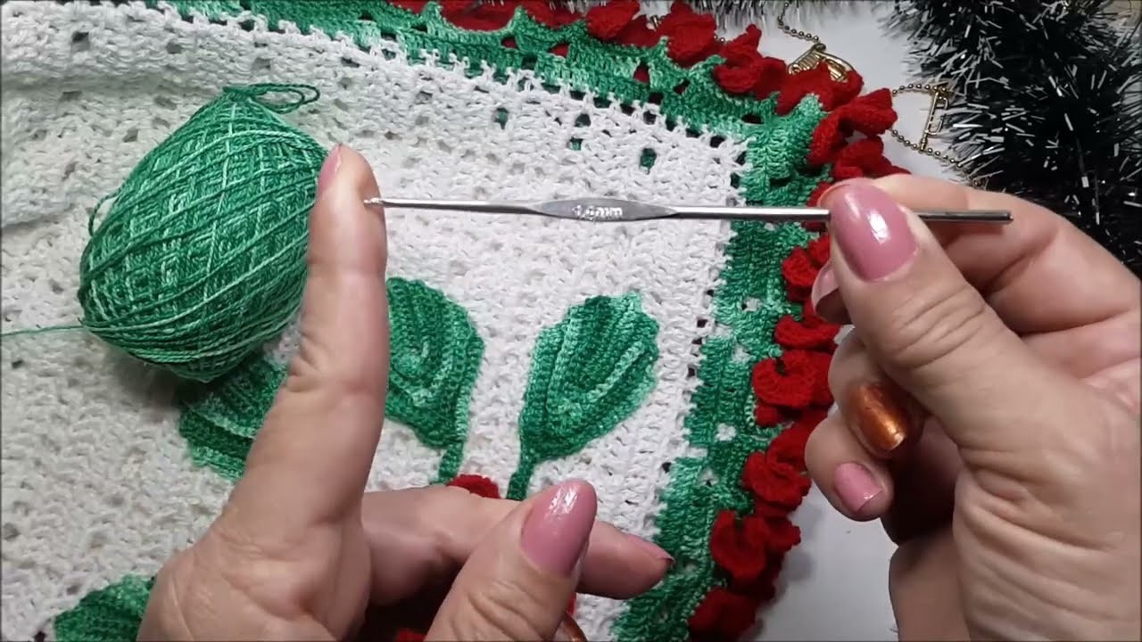Hojitas Navideñas,a crochet, Camino de mesa Decoracion Navideña