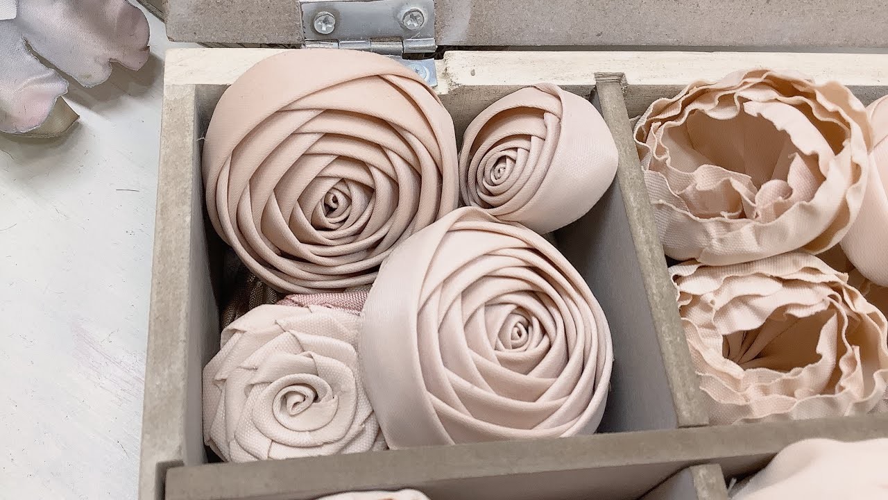 Botón pentágono @MARYROMANARTESANA