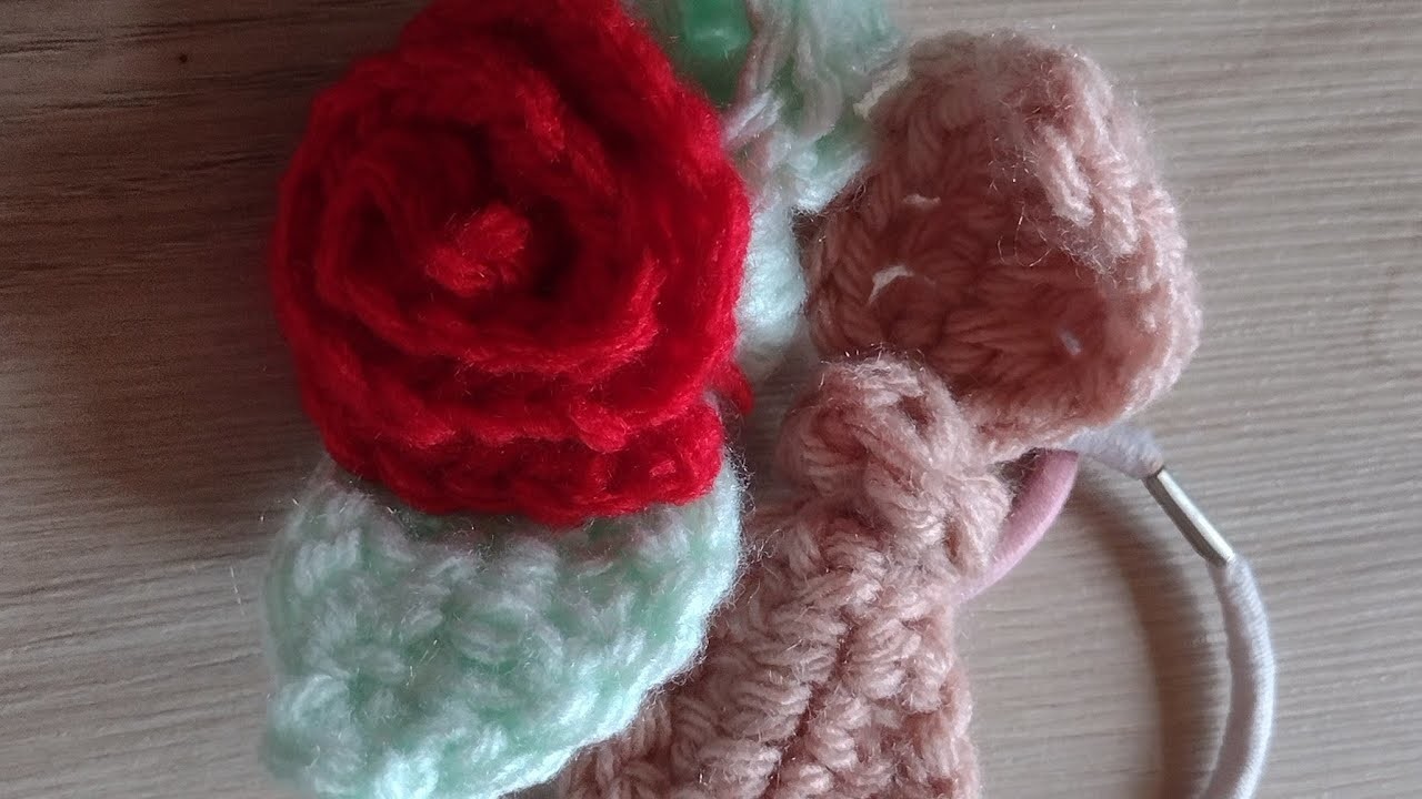 Colita moño y colita con mini Rosa tejido a crochet ❤️ fácil